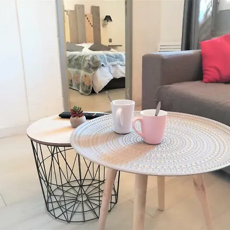 Avec Terrasse Apartamento Narbona